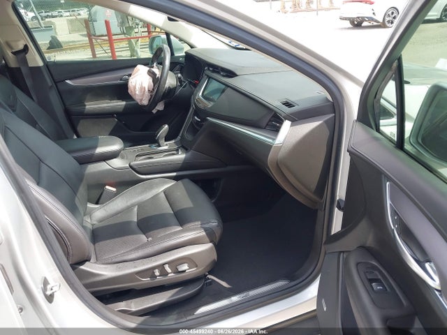 45499240 :رقم المزاد ، 1GYKNDRS7HZ190564 vin ، 2017 Cadillac Xt5 Luxury مزاد بيع