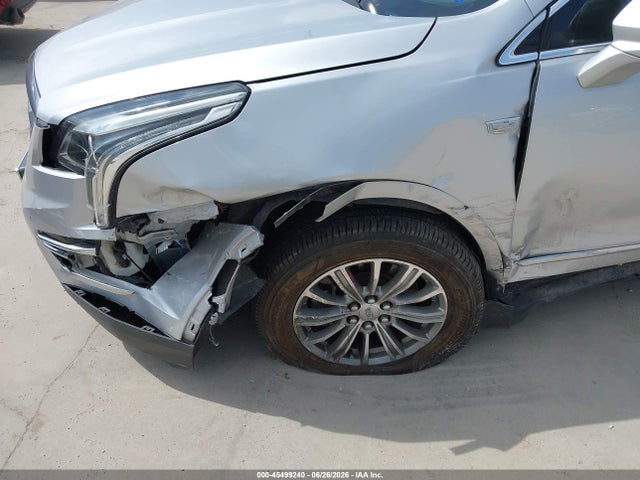 45499240 :رقم المزاد ، 1GYKNDRS7HZ190564 vin ، 2017 Cadillac Xt5 Luxury مزاد بيع