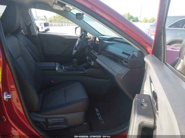 Toyota RAV4 LE 2026 2T36DRBV7TW004316 Image 5