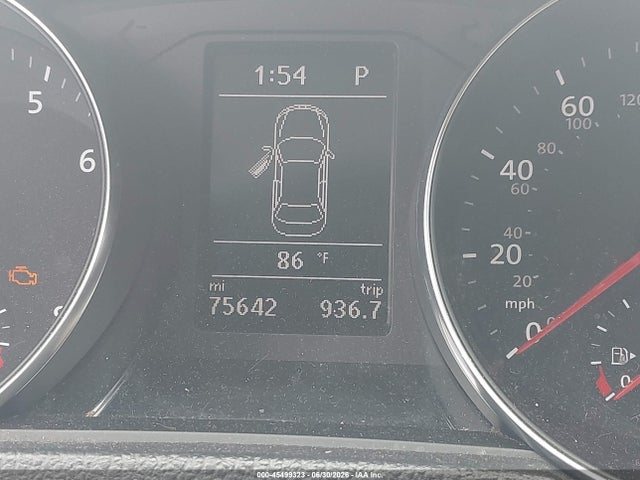 45499323 :رقم المزاد ، 1VWDT7A33HC084638 vin ، 2017 Volkswagen Passat 1.8t R-line مزاد بيع