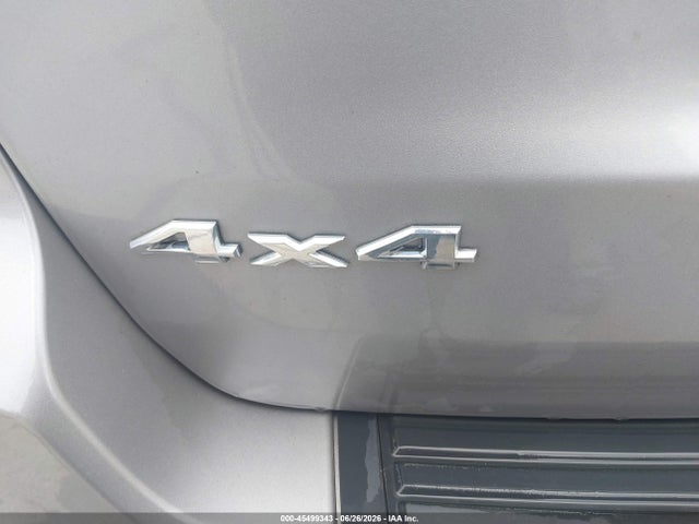 1C4RJFAG4KC836933 Jeep Grand Cherokee Laredo E 4x4