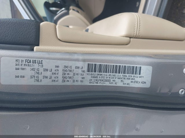 1C4RJFAG4KC836933 Jeep Grand Cherokee Laredo E 4x4