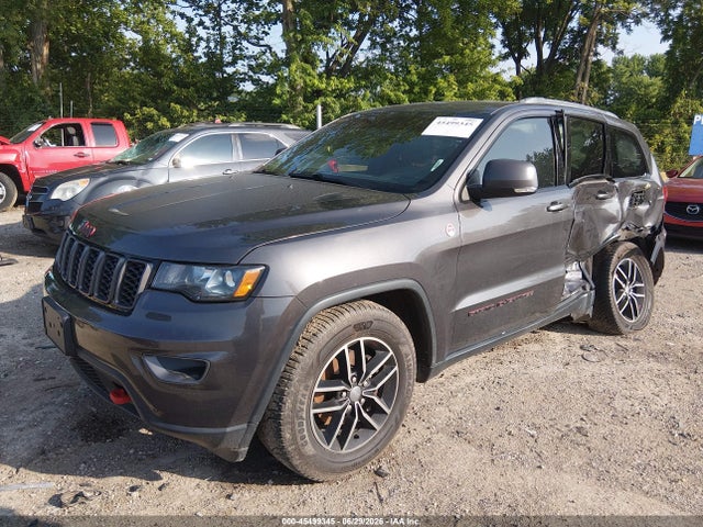 Продаж на аукціоні авто 2018 Jeep Grand Cherokee Trailhawk 4x4, vin: 1C4RJFLGXJC211240, номер лоту: 45499345