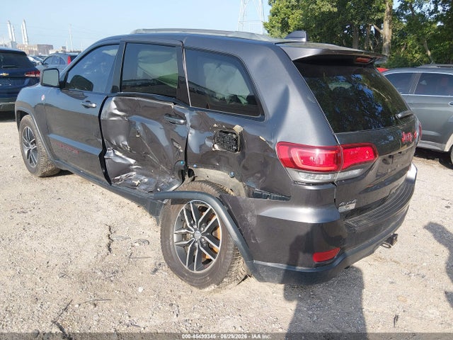 Продаж на аукціоні авто 2018 Jeep Grand Cherokee Trailhawk 4x4, vin: 1C4RJFLGXJC211240, номер лоту: 45499345