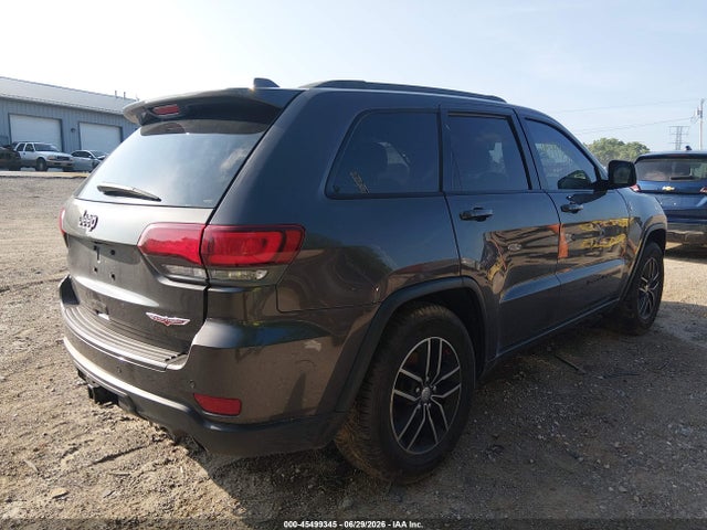 Продаж на аукціоні авто 2018 Jeep Grand Cherokee Trailhawk 4x4, vin: 1C4RJFLGXJC211240, номер лоту: 45499345