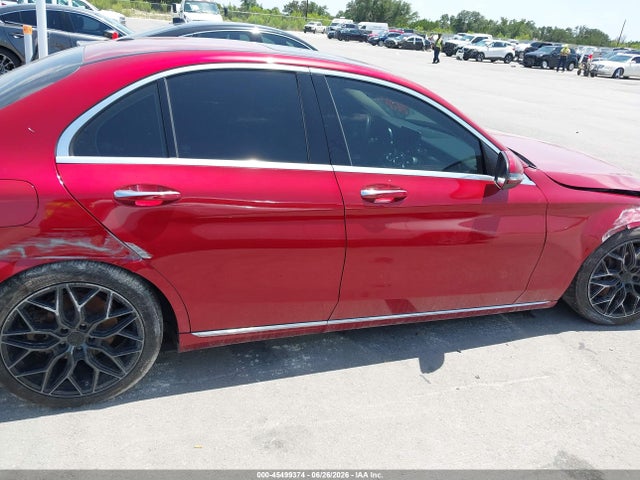 45499374 :رقم المزاد ، 55SWF4JB8JU272264 vin ، 2018 Mercedes-benz C 300 مزاد بيع