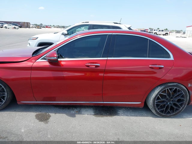 45499374 :رقم المزاد ، 55SWF4JB8JU272264 vin ، 2018 Mercedes-benz C 300 مزاد بيع