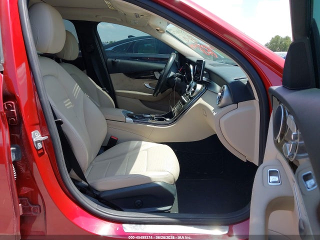 45499374 :رقم المزاد ، 55SWF4JB8JU272264 vin ، 2018 Mercedes-benz C 300 مزاد بيع