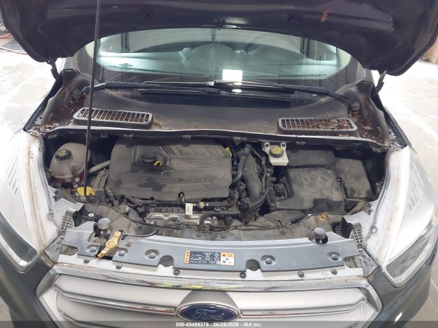 1FMCU9GD5JUD08544 Ford ESCAPE SE