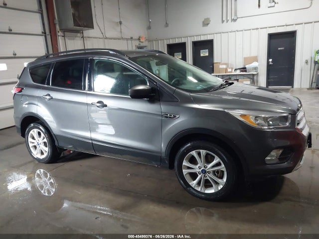 1FMCU9GD5JUD08544 Ford ESCAPE SE