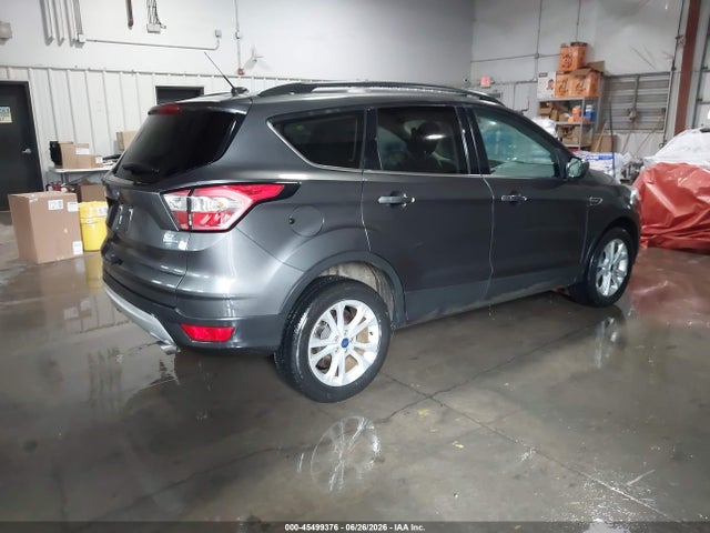 1FMCU9GD5JUD08544 Ford ESCAPE SE