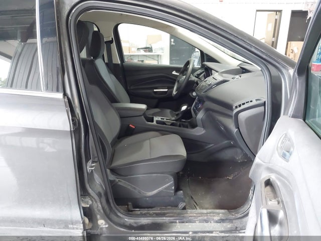 1FMCU9GD5JUD08544 Ford ESCAPE SE