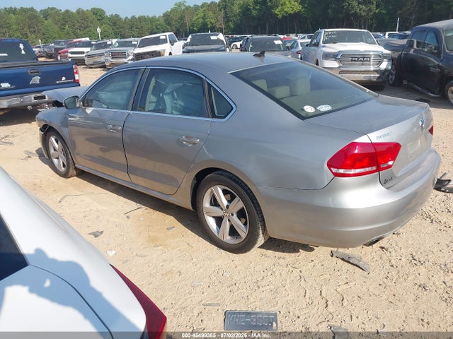 45499385 :رقم المزاد ، 1VWBS7A31EC050963 vin ، 2014 Volkswagen Passat 1.8t Se مزاد بيع