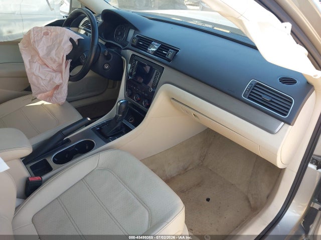 45499385 :رقم المزاد ، 1VWBS7A31EC050963 vin ، 2014 Volkswagen Passat 1.8t Se مزاد بيع