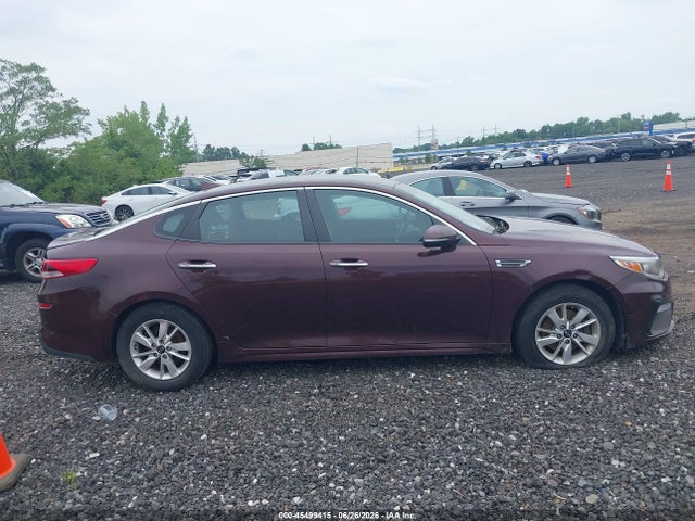 Auction sale of the 2019 Kia Optima Lx, vin: 5XXGT4L33KG282025, lot number: 45499415