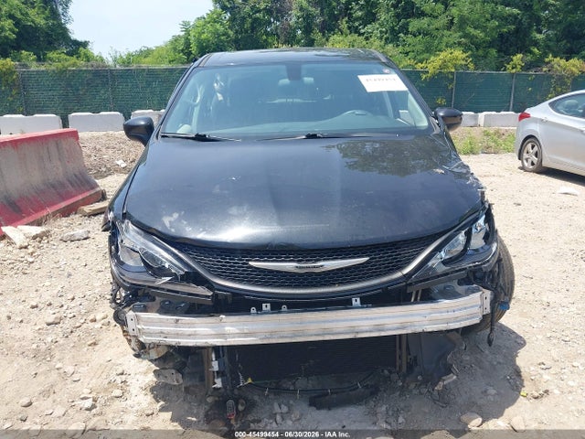 45499454 :رقم المزاد ، 2C4RC1CG1NR211590 vin ، 2022 Chrysler Voyager Lx مزاد بيع