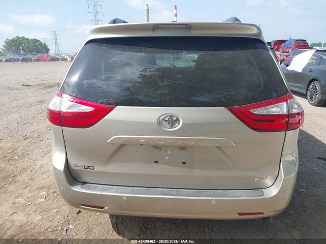 2015 Toyota Sienna Xle 8 Passenger მანქანა იყიდება აუქციონზე, vin: 5TDYK3DC6FS532023, აუქციონის ნომერი: 45499462