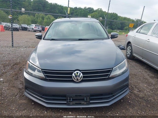 45499472 :رقم المزاد ، 3VWD17AJ8FM286584 vin ، 2015 Volkswagen Jetta 1.8t Se مزاد بيع
