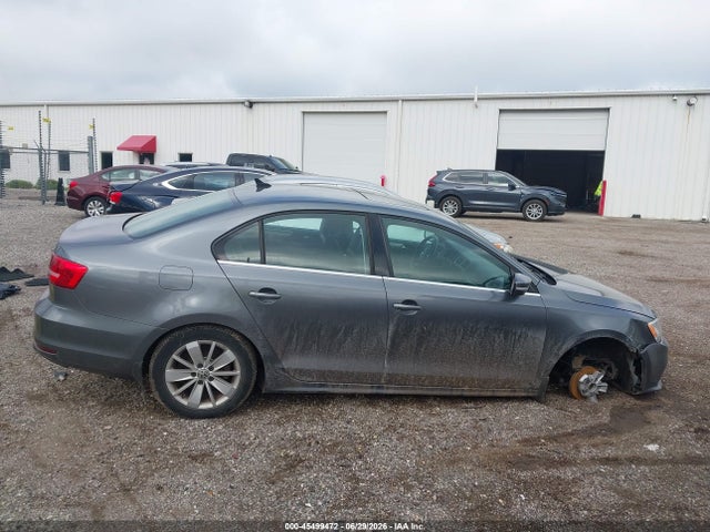 45499472 :رقم المزاد ، 3VWD17AJ8FM286584 vin ، 2015 Volkswagen Jetta 1.8t Se مزاد بيع