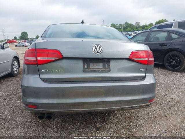 45499472 :رقم المزاد ، 3VWD17AJ8FM286584 vin ، 2015 Volkswagen Jetta 1.8t Se مزاد بيع