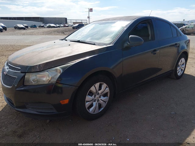 1G1PA5SHXE7471866 Chevrolet Cruze Ls Auto