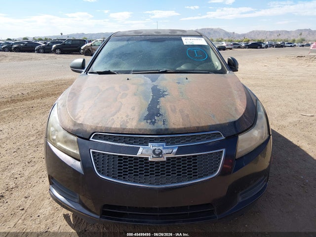 1G1PA5SHXE7471866 Chevrolet Cruze Ls Auto
