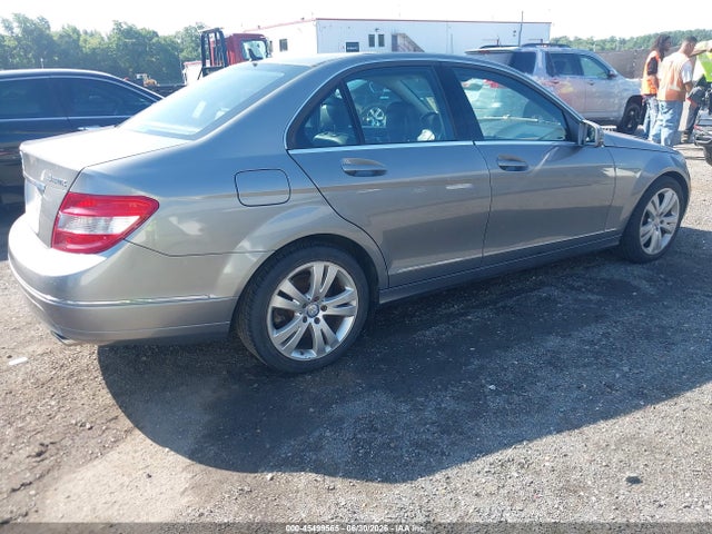 Продаж на аукціоні авто 2011 Mercedes-benz C 300, vin: WDDGF8BB9BR159534, номер лоту: 45499565