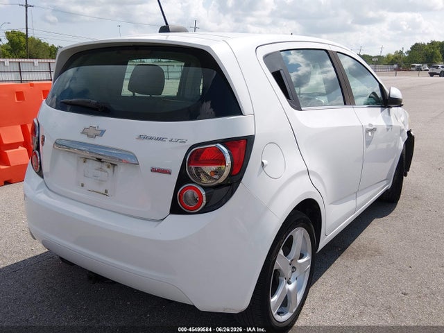 Chevrolet Sonic Ltz Auto 2015 1G1JE6SB8F4207768 Image 4