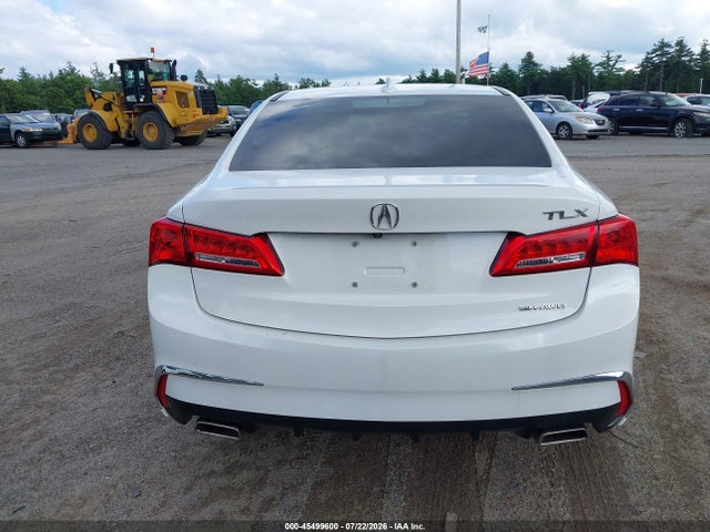 Acura TLX 2018 19UUB3F3XJA004178 Image 16