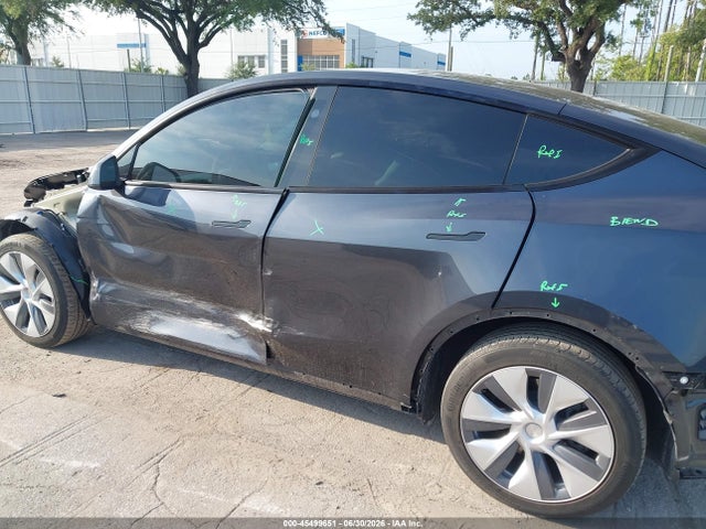 2024 Tesla Model Y Long Range Dual Motor All-wheel Drive მანქანა იყიდება აუქციონზე, vin: 7SAYGDEE4RA265982, აუქციონის ნომერი: 45499651
