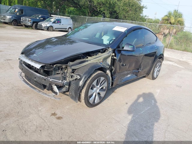 2024 Tesla Model Y Long Range Dual Motor All-wheel Drive მანქანა იყიდება აუქციონზე, vin: 7SAYGDEE4RA265982, აუქციონის ნომერი: 45499651
