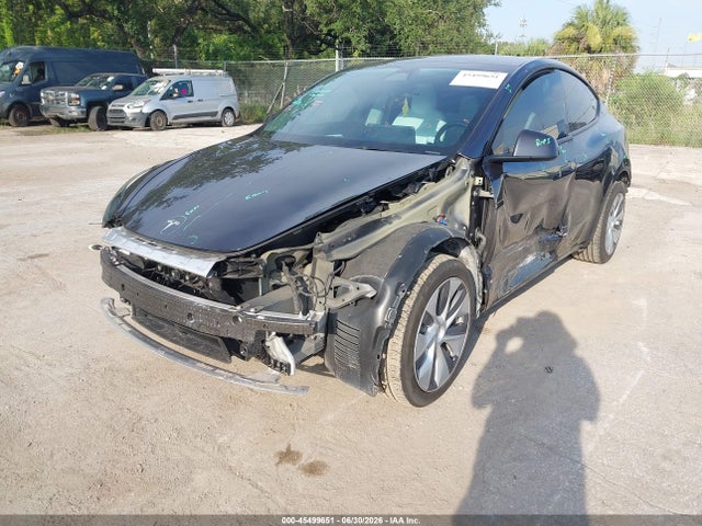 2024 Tesla Model Y Long Range Dual Motor All-wheel Drive მანქანა იყიდება აუქციონზე, vin: 7SAYGDEE4RA265982, აუქციონის ნომერი: 45499651