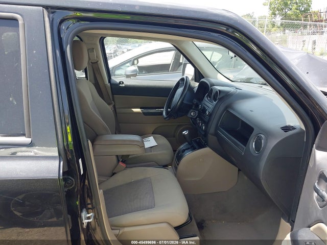 45499696 :رقم المزاد ، 1J4NT1GB2AD652827 vin ، 2010 Jeep Patriot Sport مزاد بيع