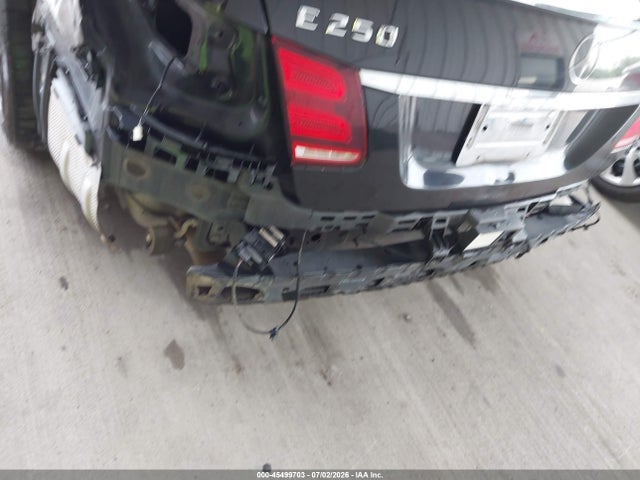 Mercedes-Benz E 250 Bluetec 2014 WDDHF0EB7EA926737 Image 17