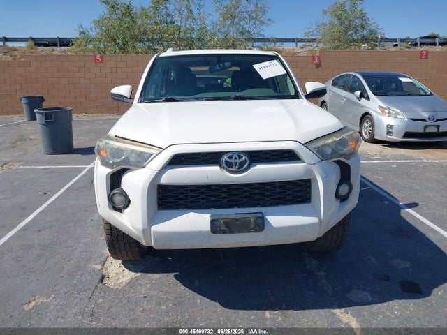 Toyota 4RUNNER SR5 2014 JTEBU5JR2E5165688 Image 12