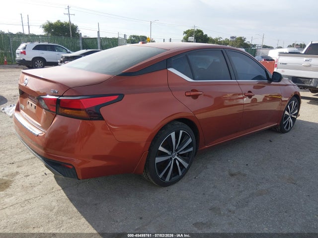 1N4BL4CVXNN376820 Nissan Altima Sr Fwd