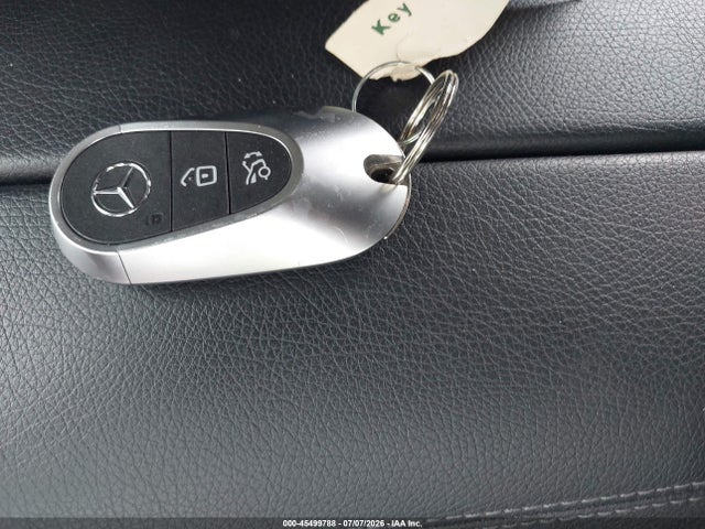 Aukcja sprzedaży 2024 Mercedes-benz C 300, vin: W1KAF4HB9RR235320, numer aukcji: 45499788