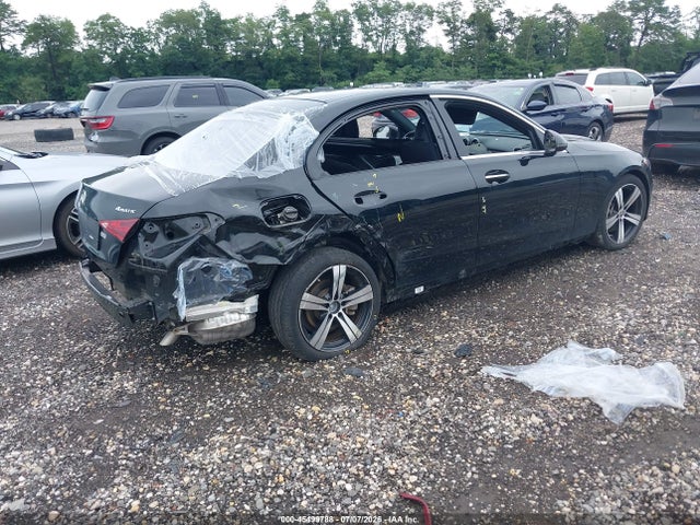 Aukcja sprzedaży 2024 Mercedes-benz C 300, vin: W1KAF4HB9RR235320, numer aukcji: 45499788