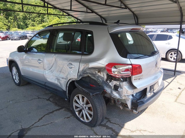 Продаж на аукціоні авто 2017 Volkswagen Tiguan 2.0t/2.0t S, vin: WVGBV7AX3HK046562, номер лоту: 45499814