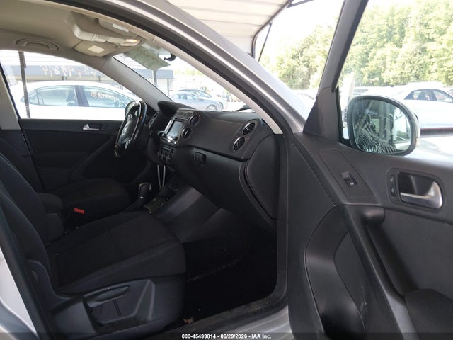 Продаж на аукціоні авто 2017 Volkswagen Tiguan 2.0t/2.0t S, vin: WVGBV7AX3HK046562, номер лоту: 45499814