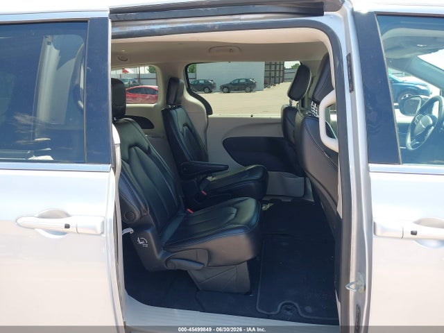 Продаж на аукціоні авто 2023 Chrysler Pacifica Touring L, vin: 2C4RC1BG6PR616218, номер лоту: 45499849