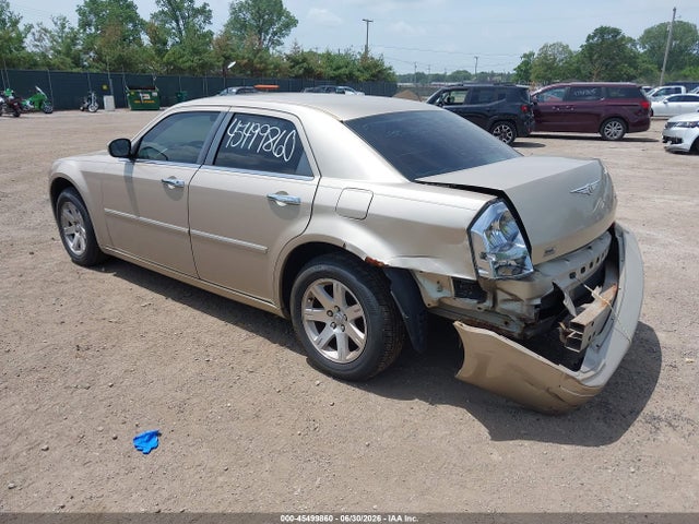 2006 Chrysler 300 მანქანა იყიდება აუქციონზე, vin: 2C3KA53G56H456984, აუქციონის ნომერი: 45499860