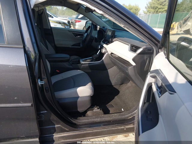 2020 Toyota Rav4 Xle მანქანა იყიდება აუქციონზე, vin: JTMP1RFV5LJ030581, აუქციონის ნომერი: 45499904