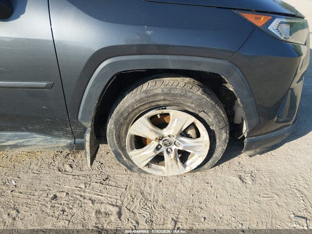 2020 Toyota Rav4 Xle მანქანა იყიდება აუქციონზე, vin: JTMP1RFV5LJ030581, აუქციონის ნომერი: 45499904