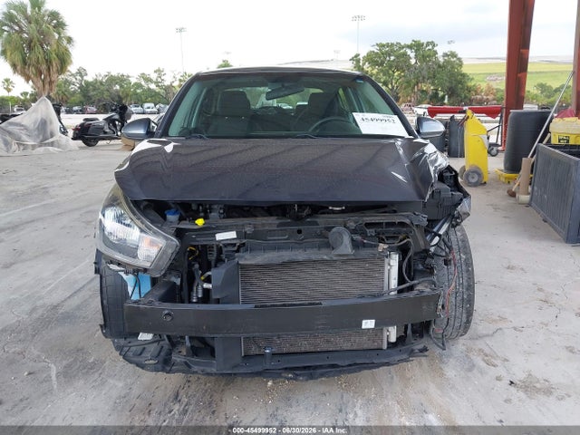 2020 Kia Rio S მანქანა იყიდება აუქციონზე, vin: 3KPA24AD7LE314070, აუქციონის ნომერი: 45499952