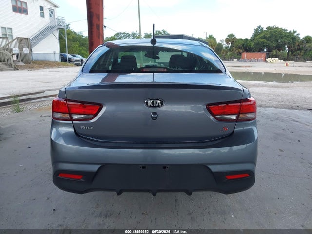 2020 Kia Rio S მანქანა იყიდება აუქციონზე, vin: 3KPA24AD7LE314070, აუქციონის ნომერი: 45499952