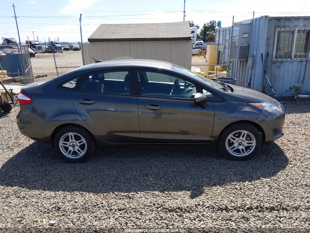 Ford FIESTA SE 2019 3FADP4BJ2KM152815 Image 14