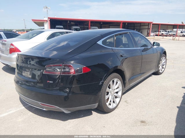 45500095 :رقم المزاد ، 5YJSA1DP8DFP07633 vin ، 2013 Tesla Model S Performance مزاد بيع