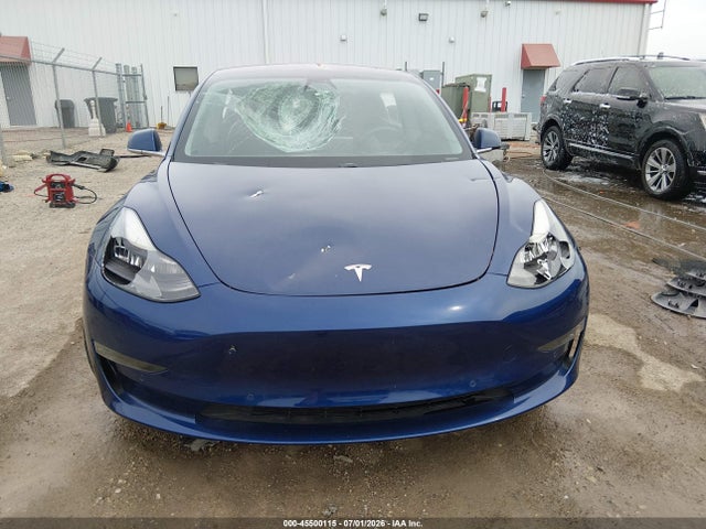 Продажа на аукционе авто 2018 Tesla Model 3 Long Range/mid Range, vin: 5YJ3E1EA1JF007242, номер лота: 45500115