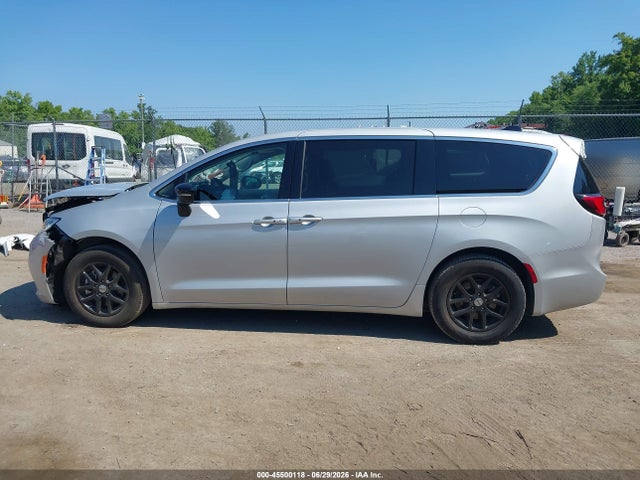 Aukcja sprzedaży 2024 Chrysler Pacifica Touring L, vin: 2C4RC1BG5RR125349, numer aukcji: 45500118